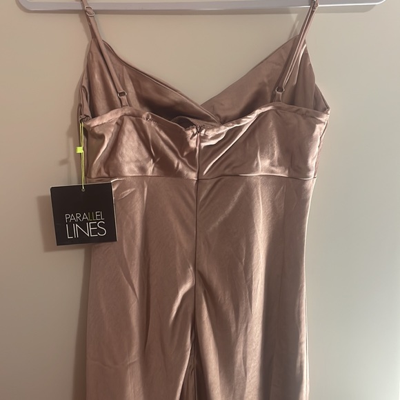 3/$100 NWT satin pink maxi dress parallel lines - Picture 5 of 5